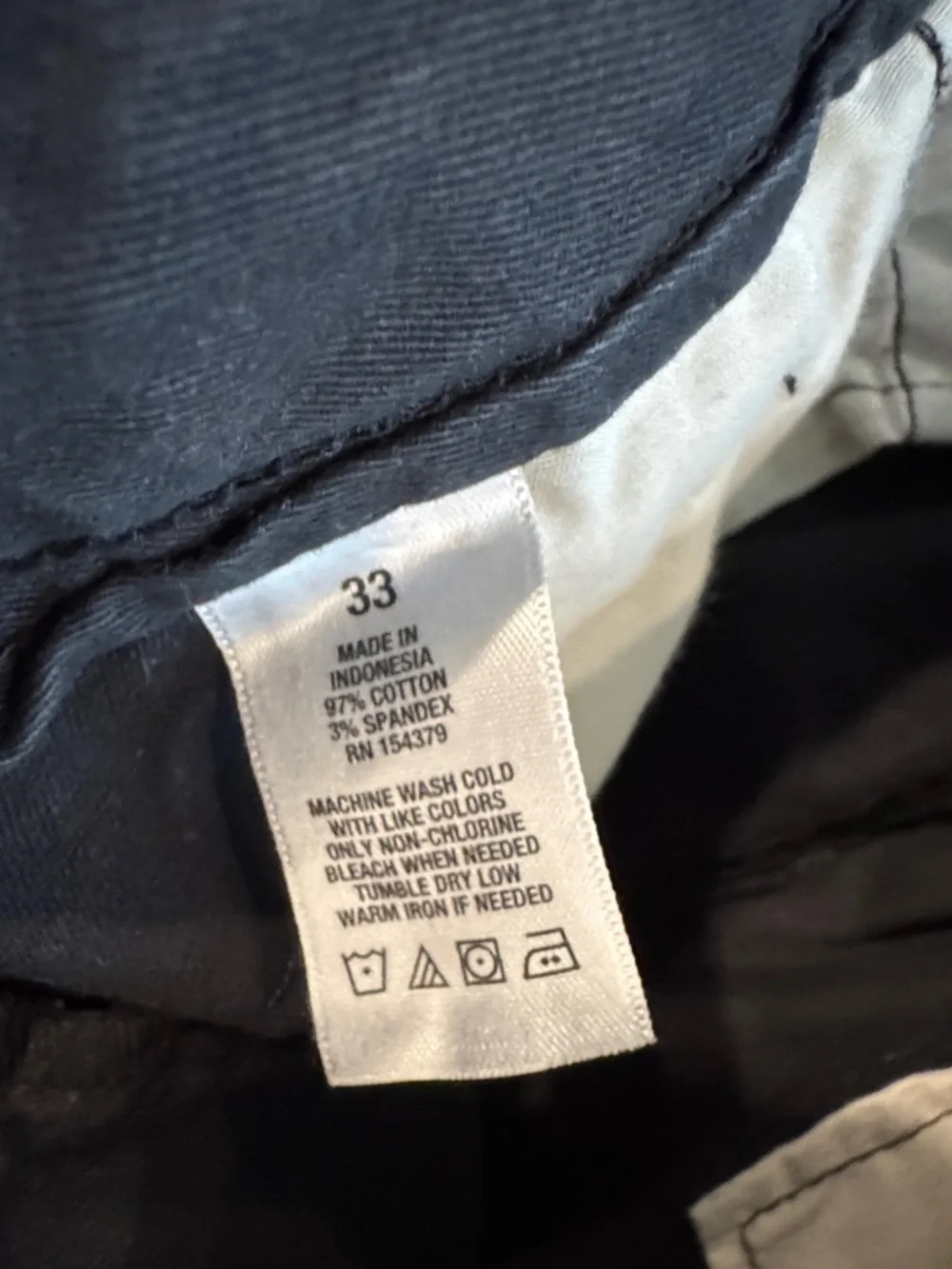 Aeropostale Men's Cargo Shorts with Button Flap Pockets